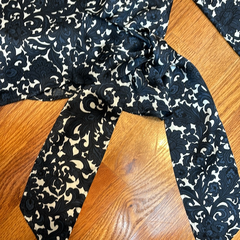 Tbits blouse - Picture 5 of 6